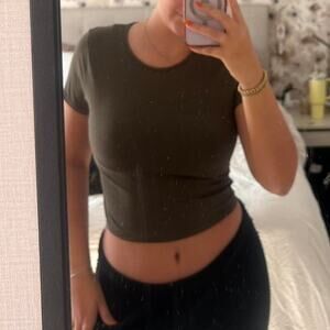 Green crop top